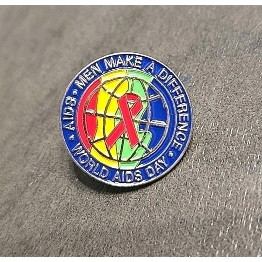 World AIDS Day Red Ribbon December‎ First Lapel Pin (P70-2)